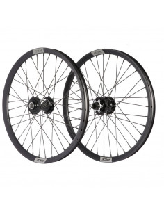 Roues 20" (406) Pride Control V2 20/10mm Black - Helium M24