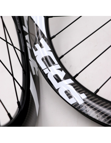 Wheels 20" (451) Pride Gravity Gloss Disc - Pride Control V1 Black