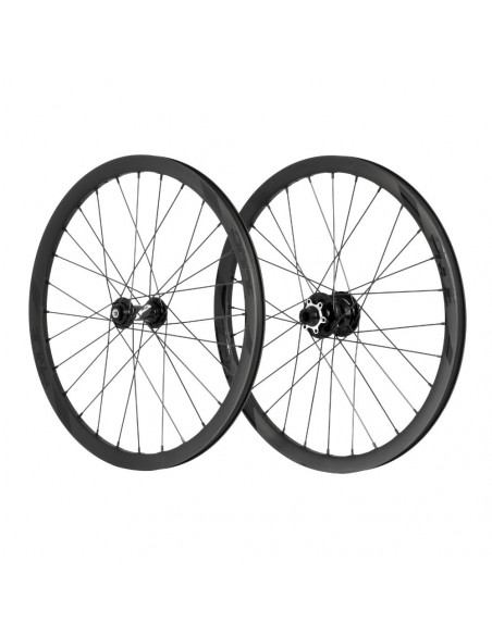 Roues 20" (451) Pride Wave Matt Black / Control V2 10-15mm Black